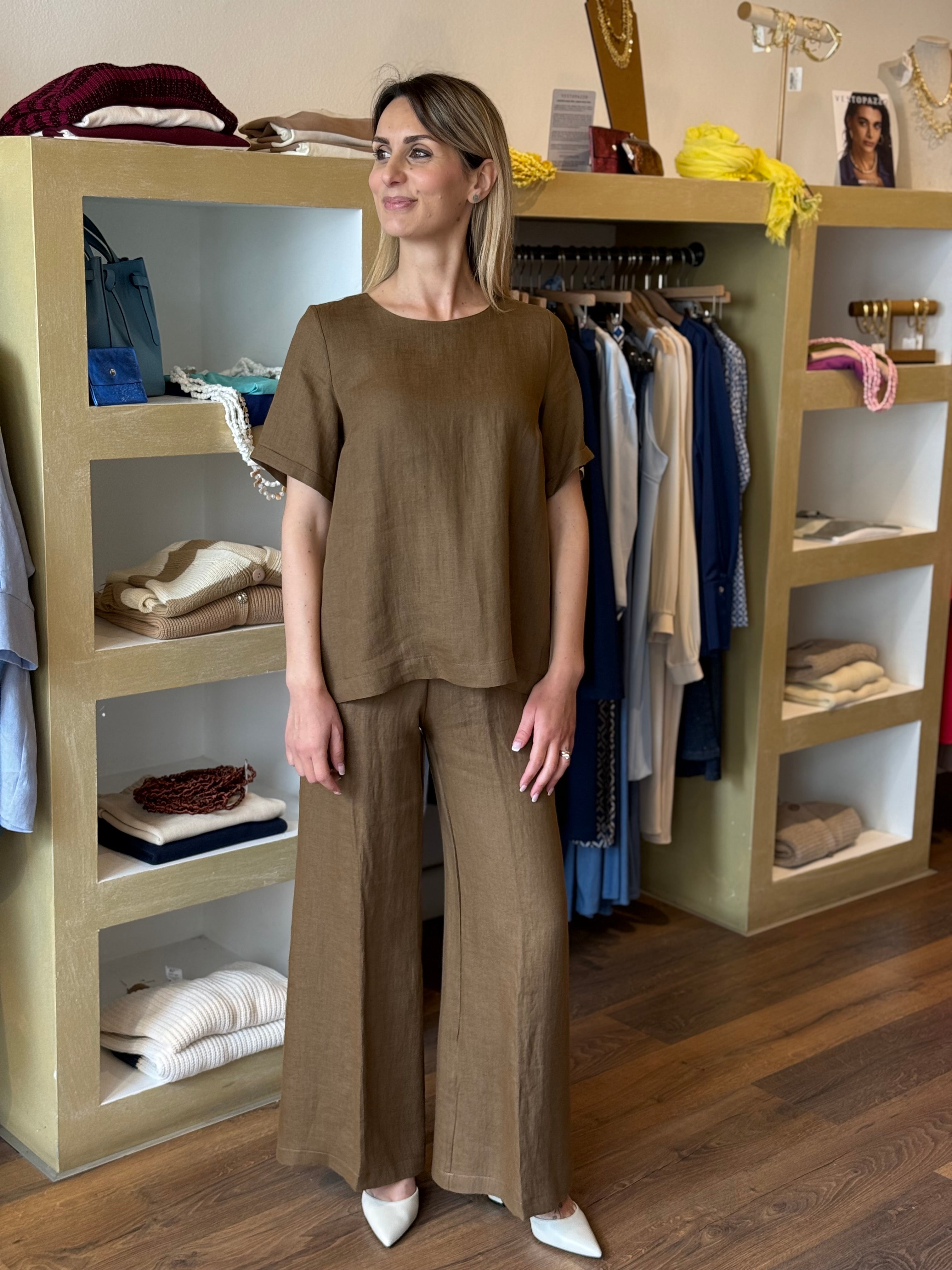 Blusa manica corta in Lino colore tabacco Gioia
