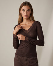 Maglia Essenziale Ultraleggera in Cashmere Scollo a V con pizzo Moro