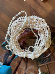 Collana artigianale a cinque fili con filo decorativo in perle/pietrine – Roberta Zanelli