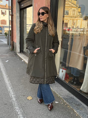 Piumino impermeabile oversize verde militare