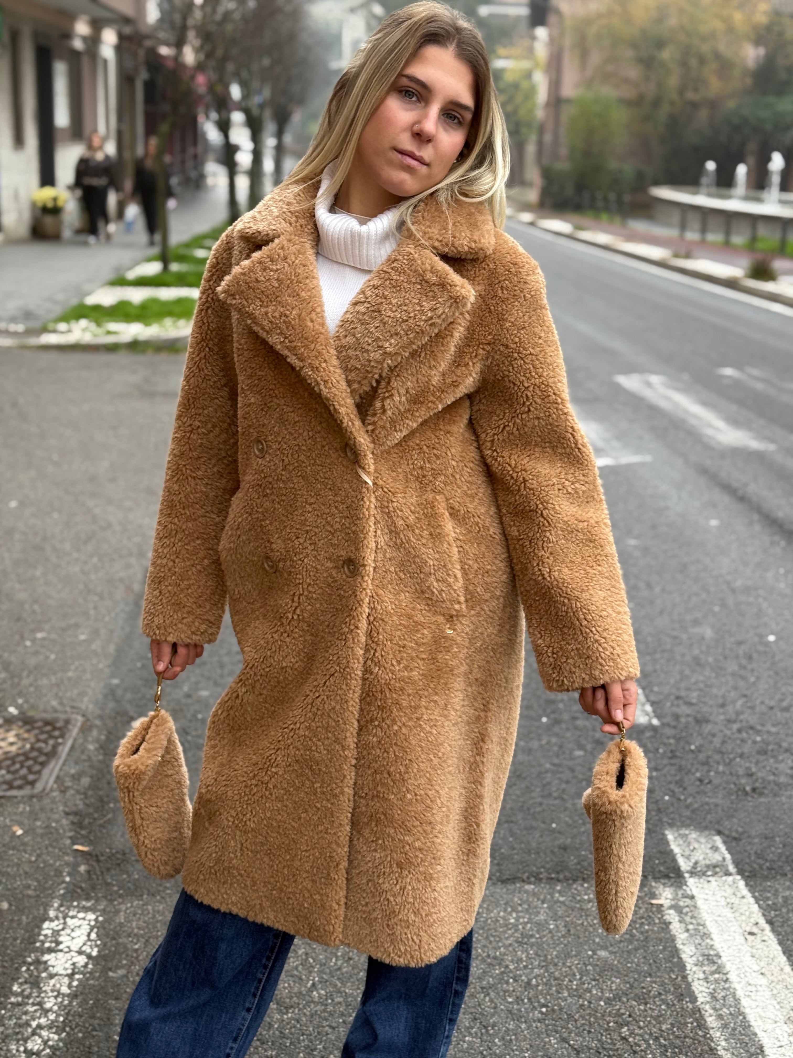 Teddy doppiopetto color cioccolato Rinascimento ￼