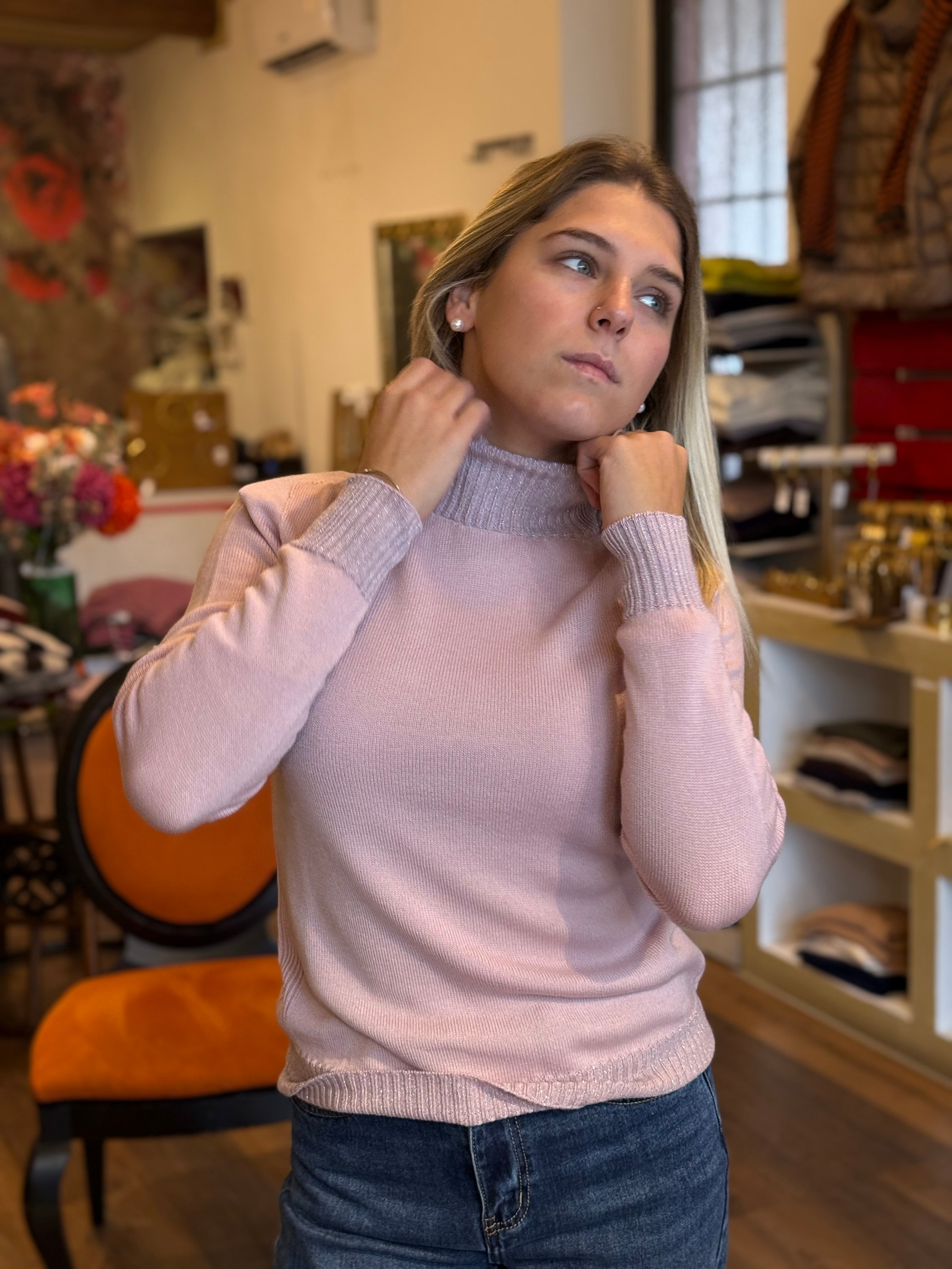 Dolcevita in pura lana con lurex