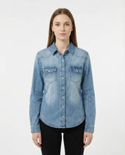 Camicia in denim lavaggio chiaro