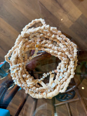 Collana artigianale a cinque fili con filo decorativo in perle/pietrine – Roberta Zanelli