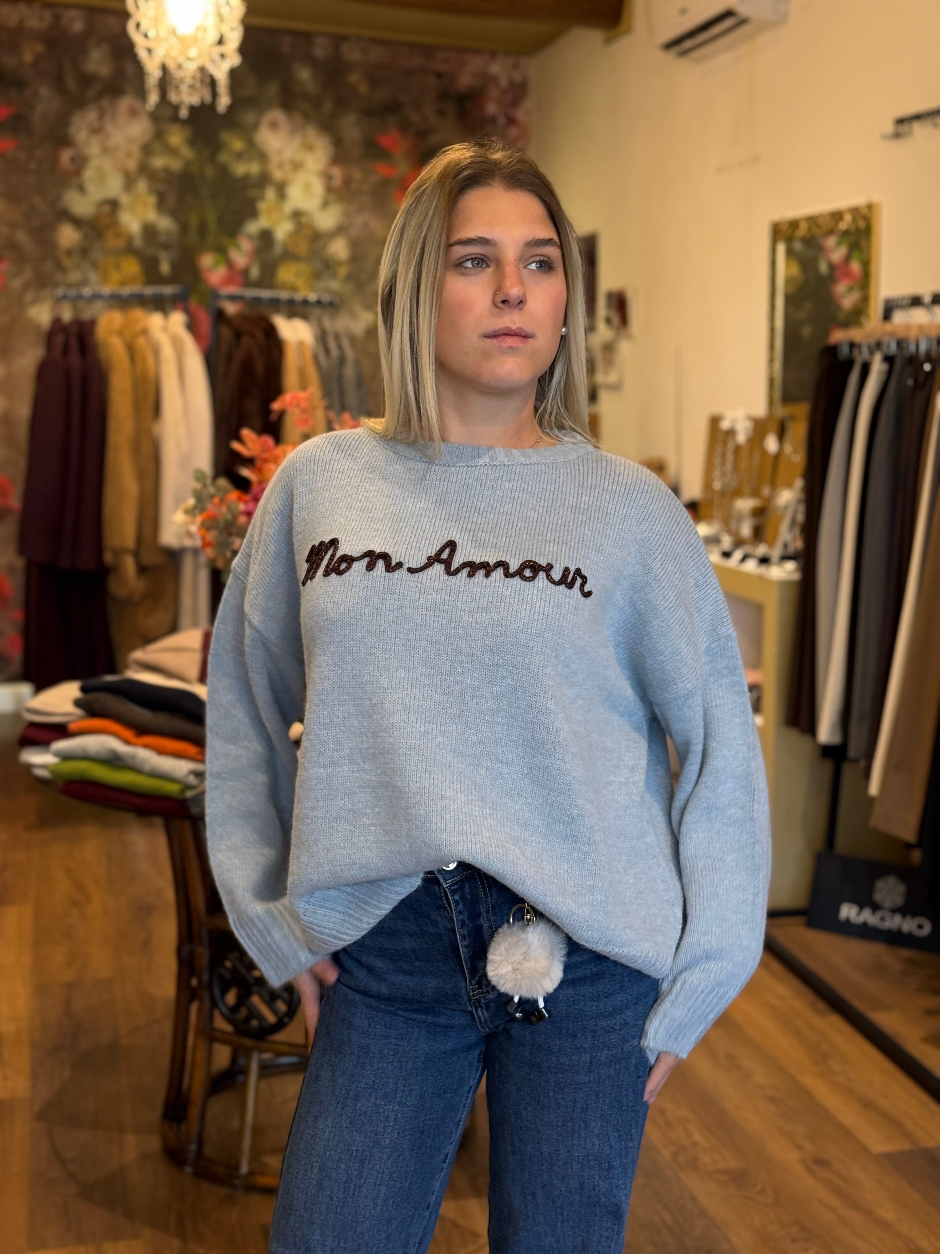 Girocollo ricamo mon amour Kontatto