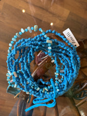 Collana artigianale a cinque fili con filo decorativo in perle/pietrine – Roberta Zanelli