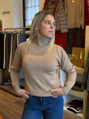 Dolcevita in pura lana con lurex