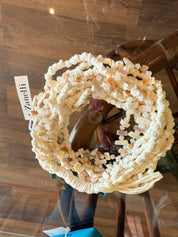 Collana artigianale a cinque fili con filo decorativo in perle/pietrine – Roberta Zanelli