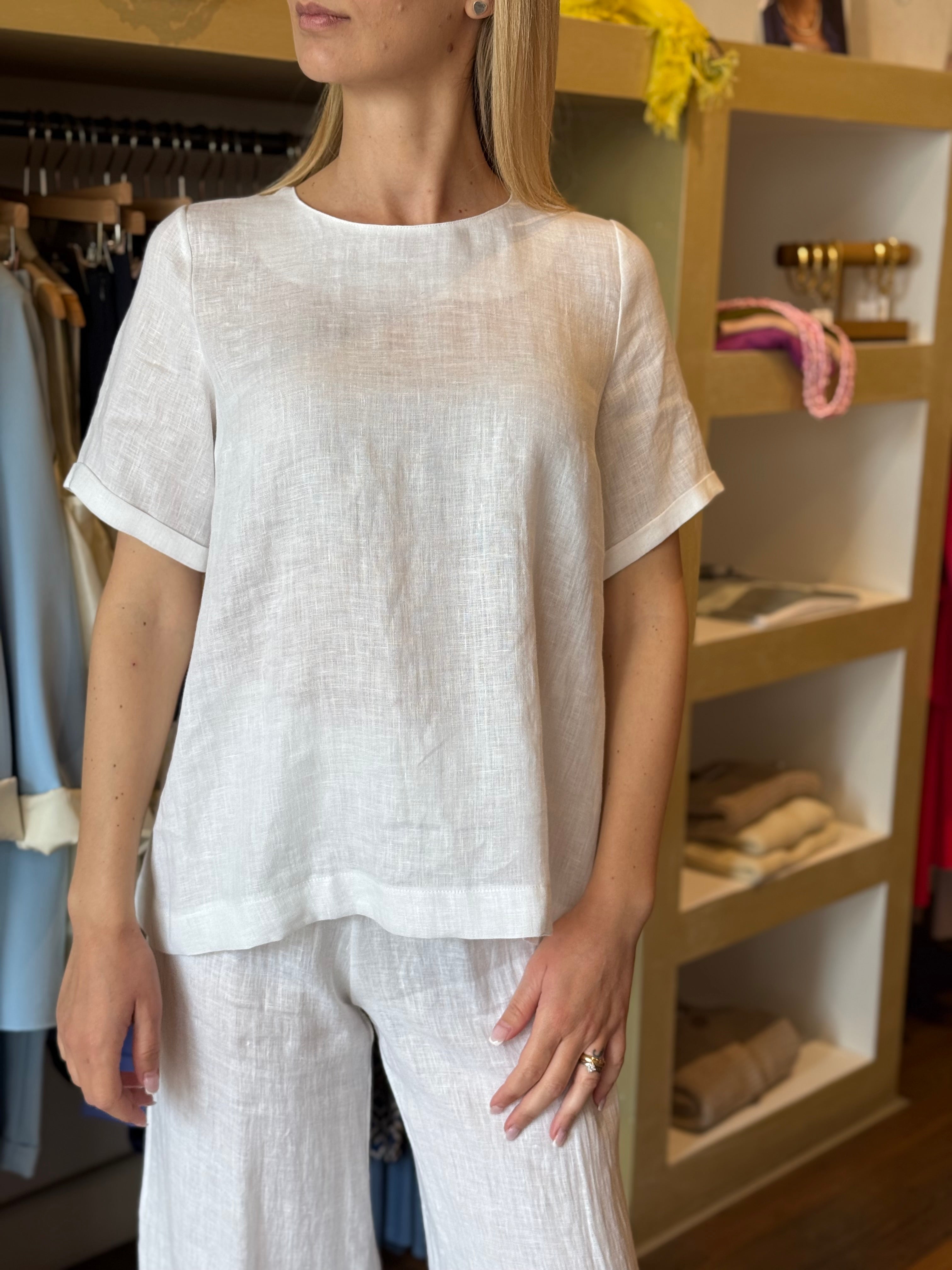 Blusa manica corta in Lino colore bianco polvere Gioia