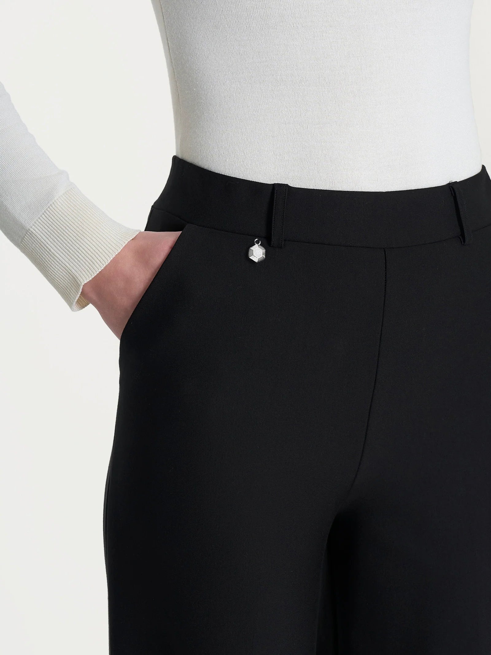 Pantalone ampio alla caviglia in Compact - Nero