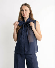 Completo Blu Notte – Top con Fiocco Maxi e Pantaloni Palazzo