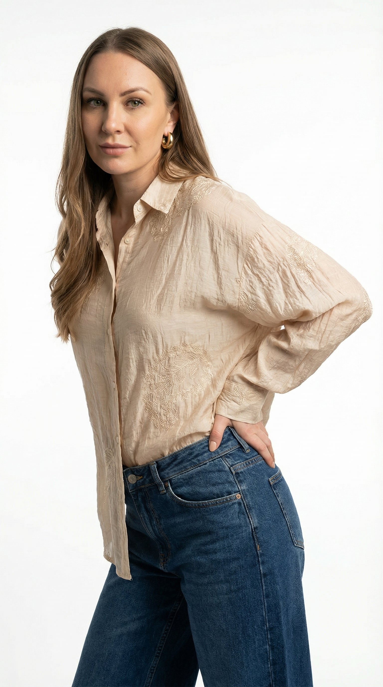 Camicia Beige chiaro con Ricami e Micropaillettes