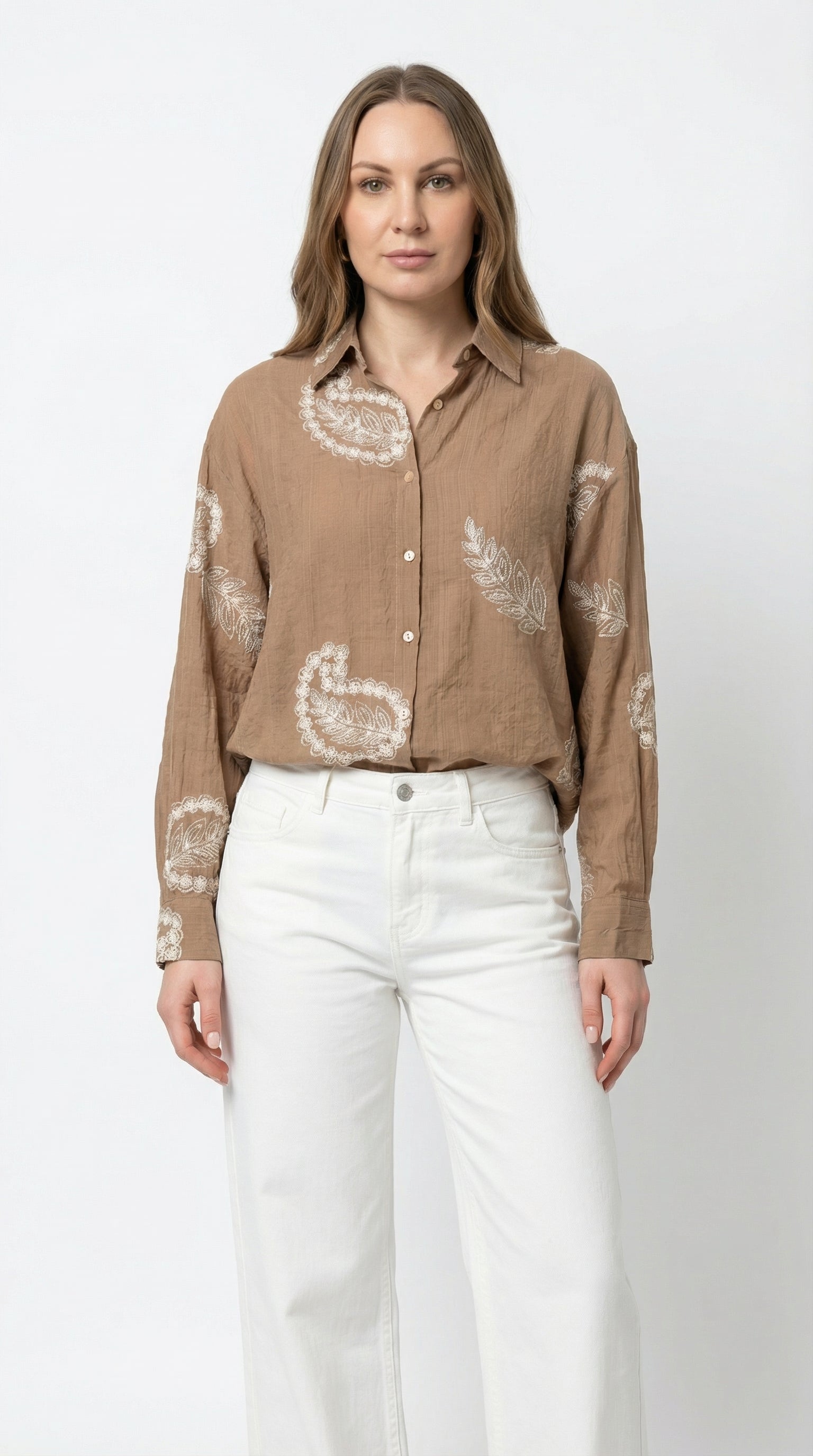 Camicia Moka con Ricami e Micropaillettes