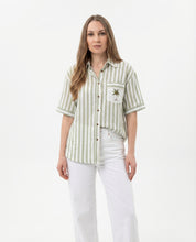 Camicia Verde salvia a Righe con Taschino Ricamato