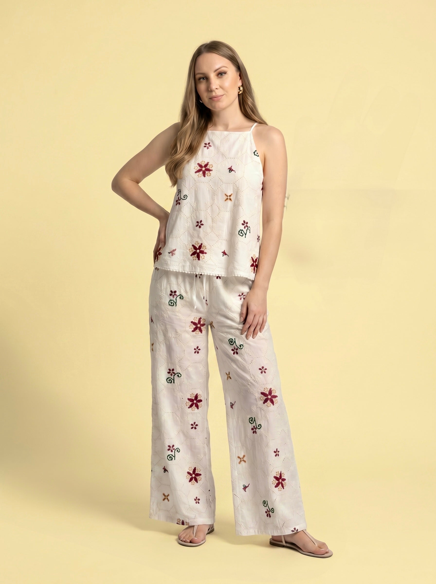 Completo Ricamato bianco con Top e Pantalone Palazzo