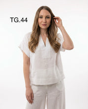 Casacca Bianca in Lino con Scollo a V