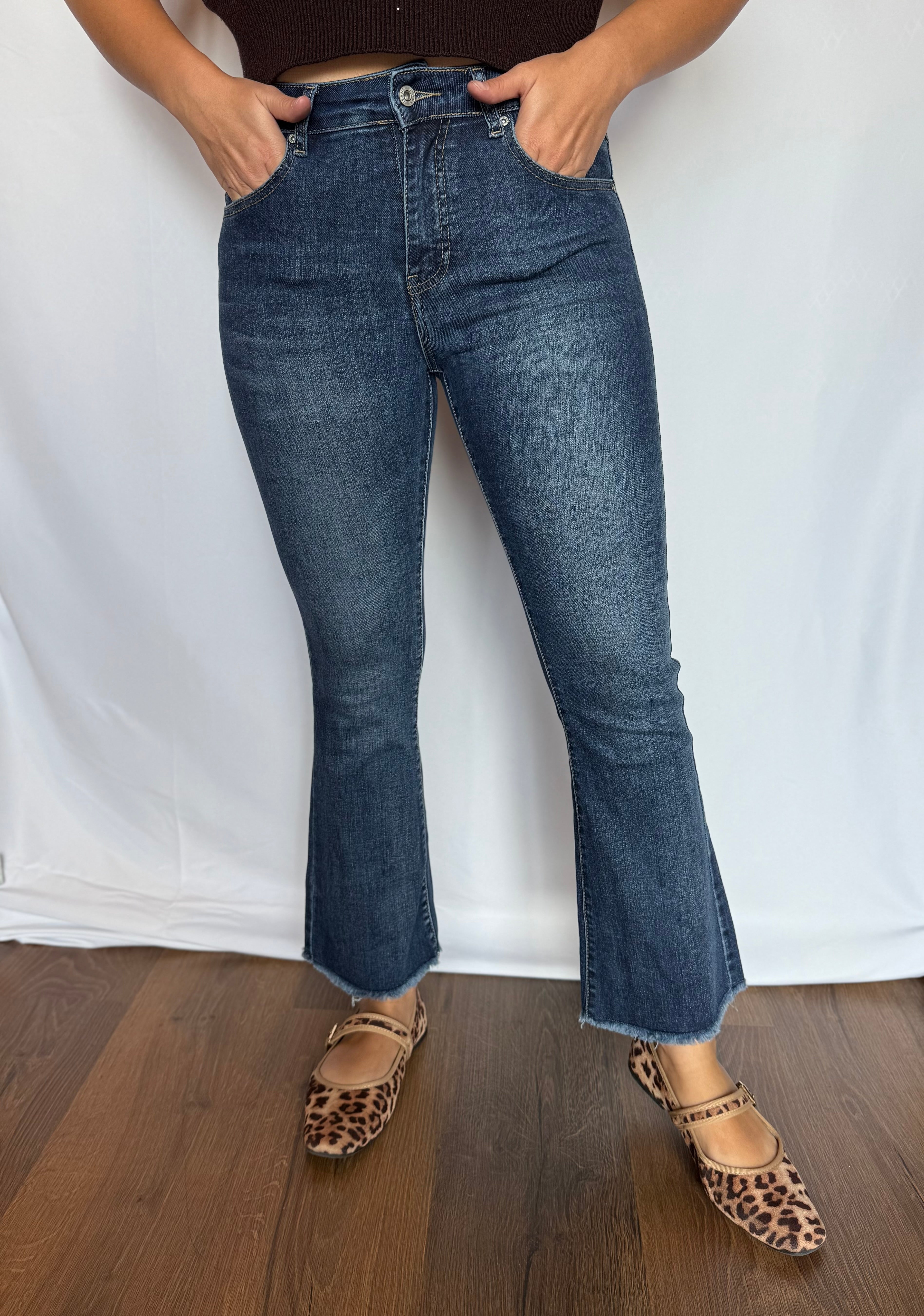 Jeans Flare sfrangiato Gioia