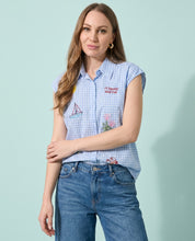 Camicia vichy azzurra con ricami marini