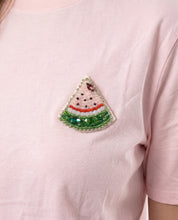 T-shirt basic con patch frutta gioiello