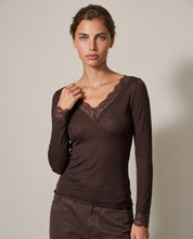 Maglia Essenziale Ultraleggera in Cashmere Scollo a V con pizzo Moro