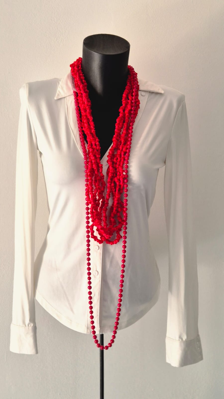 Collana artigianale a cinque fili con filo decorativo in perle/pietrine – Roberta Zanelli
